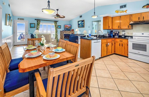 St. George Island House | Welcome to Finder's Keepers!