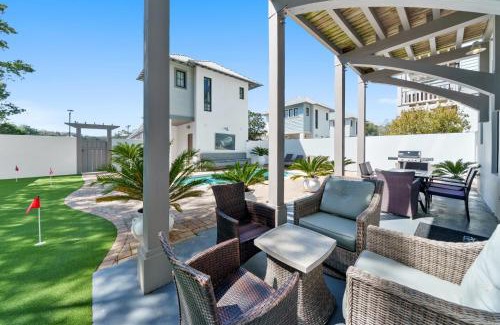 Rosemary Beach House | Winston at Rosemary home