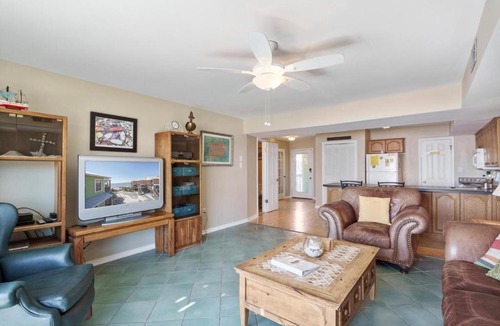 Dauphin Island House | 037 Sandcastle