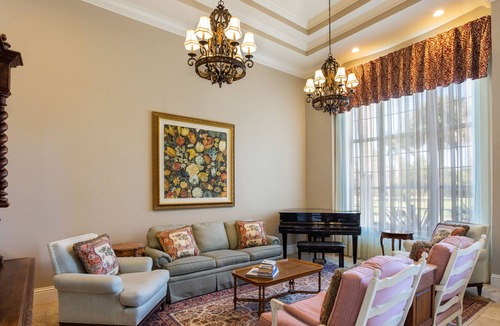 Rural Estates House | 1 bed / 1 bath Suite 10 in Naples, FL Bed & Breakfast. Fully furnished with amenities.