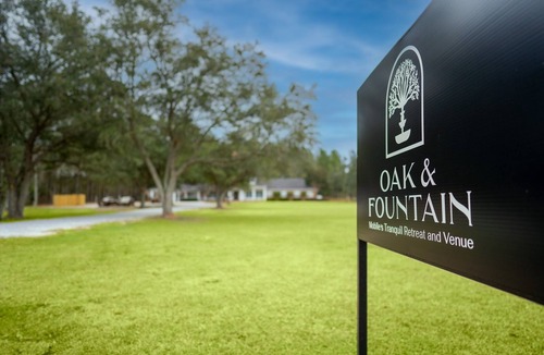 Grand Bay Apartment | 1 Bedroom Apartment at Oak + Fountain #12