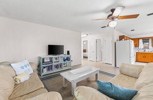 Laguna Beach House | 1 Block to Beach Sleeps 7 Pet Friendly Laguana Beach