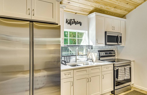 Lillian Cottage | 1 Mi to Boat Launch: Fire Pit at Lillian Cottage!