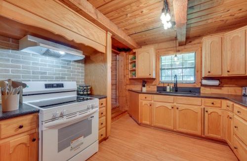 Duson House | < 1 Mi to Casinos: Countryside Louisiana Getaway!
