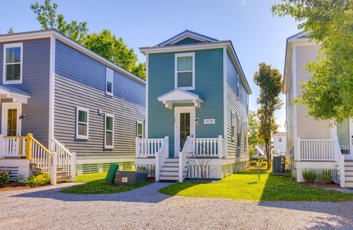 Ocean Springs Cottage | 1 Mi to Downtown: Modern Ocean Springs Cottage