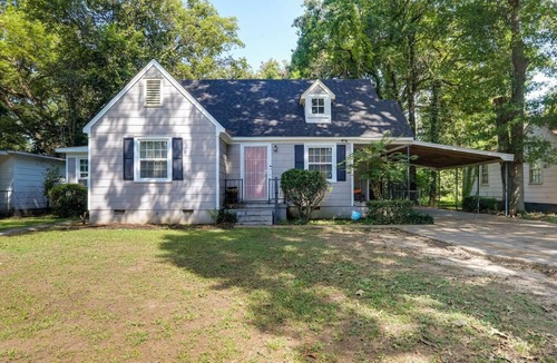 Greenwood House | < 1 Mi to Dtwn: Updated Studio in North Greenwood!