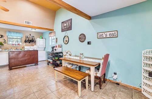 Pottsboro Cabin | 1 Mi to Park & Boat Ramp! Lake Texoma Retreat