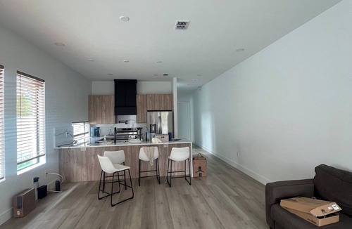 St. Petersburg House | 1 mile to Downtown St Petersburg new construction luxury 2,155 sqft home