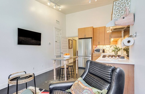 Latimer Apartment | 10 Mi to Biloxi Beach & Casinos! Peaceful Retreat