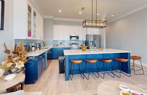 Thomas Drive House | 10 minute drive to beaches, newly built bay front home in Panama City Beach