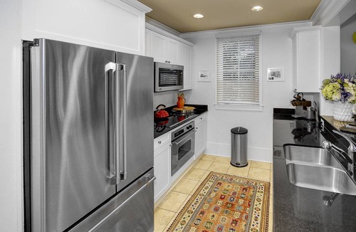 Beach District Condo | 101 m² Condo ∙ 1 bedroom ∙ 4 guests