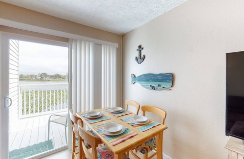 El Centro Beach House | 101 m² House ∙ 2 bedrooms ∙ 4 guests