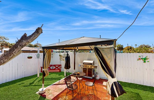Riviera Beach House | 104 m² House ∙ 2 bedrooms ∙ 6 guests