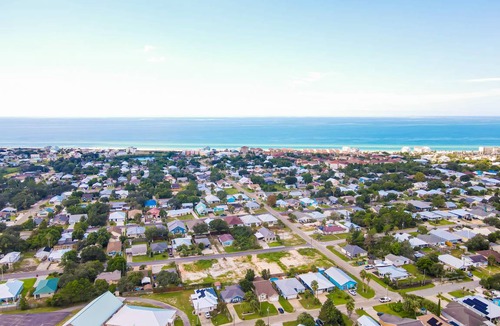 Riviera Beach House | 104 m² House ∙ 2 bedrooms ∙ 6 guests