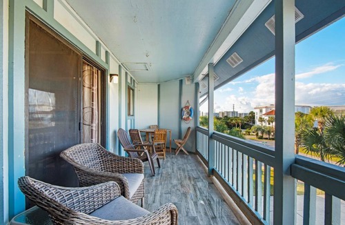 Holiday Isle House | 106 m² House ∙ 2 bedrooms ∙ 8 guests