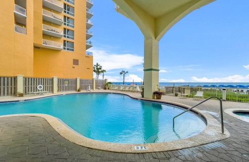 Miramar Beach Condo | 107 m² Condo ∙ 3 bedrooms ∙ 8 guests