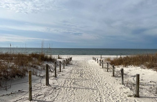 Mexico Beach Condo | 107 m² Condo ∙ 2 bedrooms ∙ 4 guests