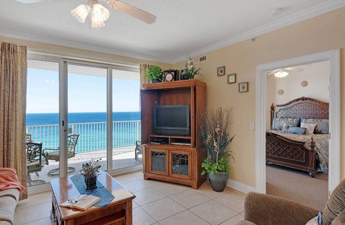 Long Beach House | 107 m² House ∙ 2 bedrooms ∙ 8 guests