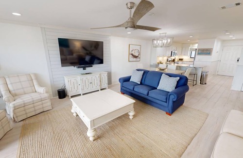 Holiday Isle Condo | 109 m² Condo ∙ 2 bedrooms ∙ 10 guests