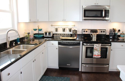Laguna Beach Estates House | $110/Night now thru 4th ~ Laguna Beach~5th House from the Perfect Beach Access# 83! Covered Parking!