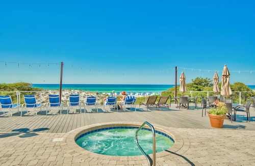 Four Mile Village Condo | 113 m² Condo ∙ 2 bedrooms ∙ 6 guests