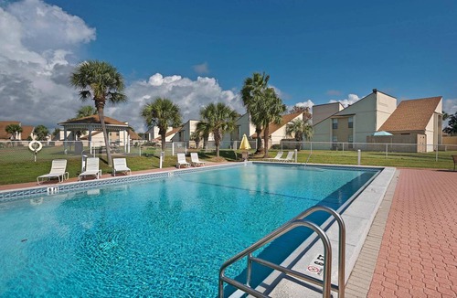 West Panama City Beach Condo | 116 m² Condo ∙ 2 bedrooms ∙ 6 guests