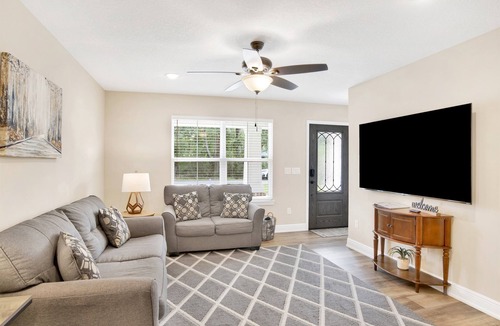 Florida Panhandle House | 11th Ave Country Sage Cottage