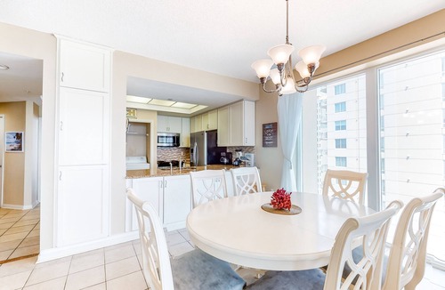 Navarre Beach Condo | 11th Floor Gulf Front Condo Great Amenities & Private Beach Access