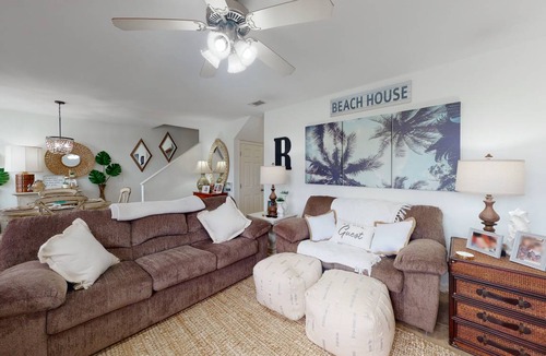 Palms House | 123 m² House ∙ 3 bedrooms ∙ 8 guests