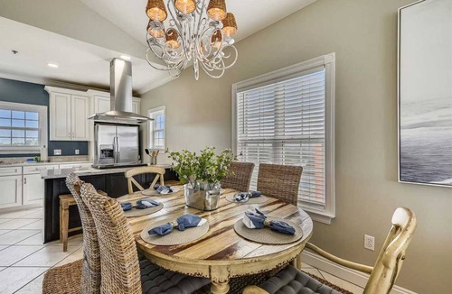 Lullwater Beach House | 127 m² House ∙ 3 bedrooms ∙ 8 guests