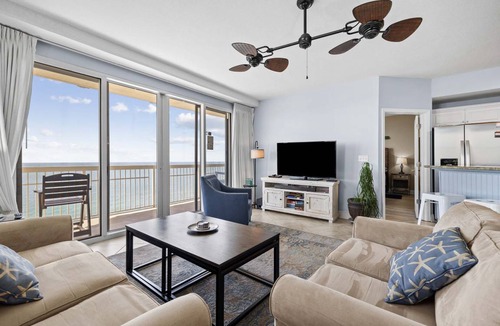Miramar Beach Apartment | 130 m² Apartment ∙ 3 bedrooms ∙ 7 guests