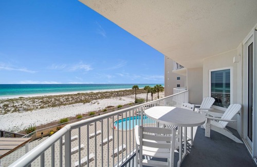 Navarre Beach Condo | 130 m² Condo ∙ 3 bedrooms ∙ 8 guests