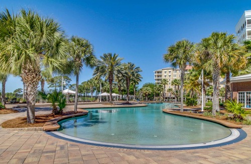 Upper Grand Lagoon Condo | 136 m² Condo ∙ 2 bedrooms ∙ 6 guests
