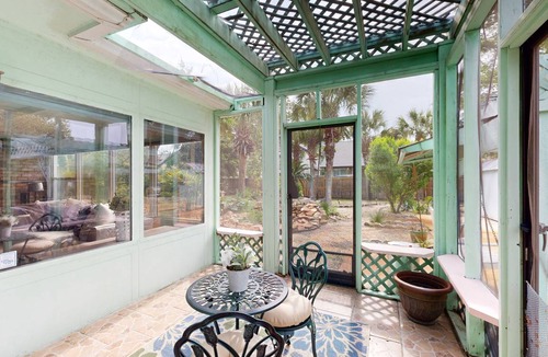 Navarre House | 140 m² House ∙ 3 bedrooms ∙ 10 guests