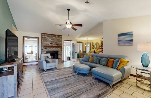Navarre House | 140 m² House ∙ 3 bedrooms ∙ 10 guests