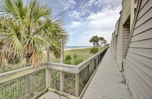 Sunnyside Villa | 146 The Shores - 1977719