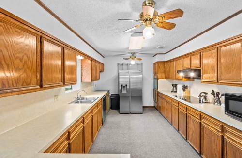 South Baton Rouge House | 15 Min to LSU & Downtown! Oak Hills Place Hideaway