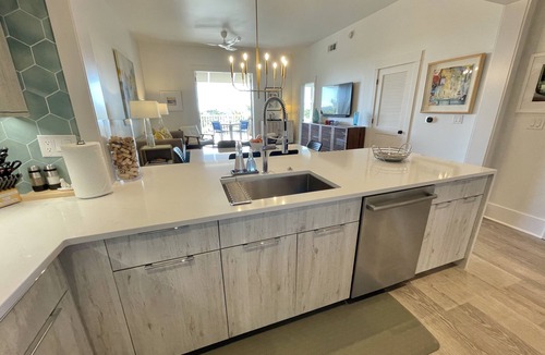 Santa Rosa Beach Condo | 150+ 5-Star Reviews, Renovated, Luxury, Great Views, Private Beach, Resort Pool!