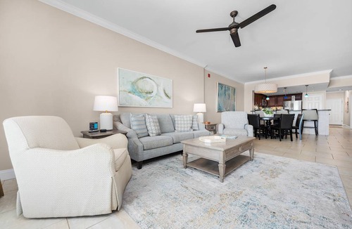 Crystal Beach Condo | 152 m² Condo ∙ 3 bedrooms ∙ 9 guests