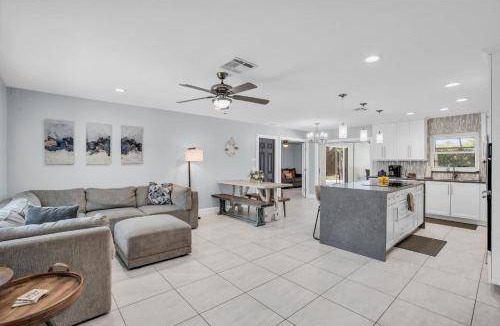 Willoughby Acres House | 153 m² House ∙ 4 bedrooms ∙ 10 guests