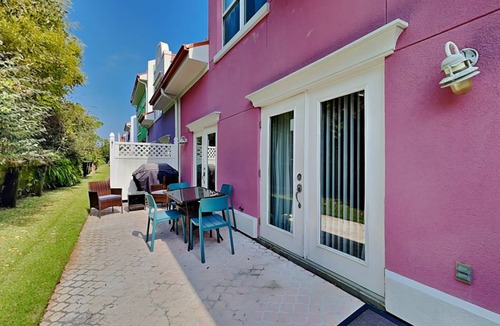 Sunset Pass House | 167 m² House ∙ 2 bedrooms ∙ 8 guests