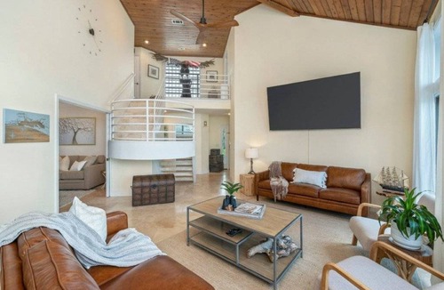 Niceville House | 175 m² House ∙ 3 bedrooms ∙ 8 guests