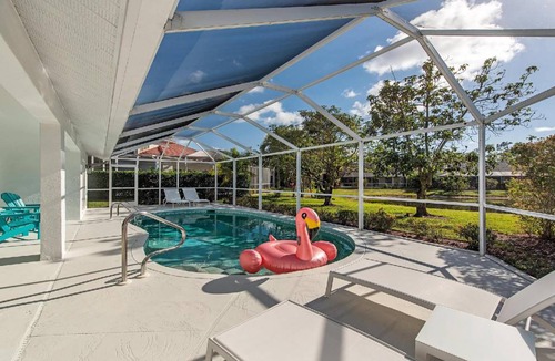 Crown Pointe House | 175 m² House ∙ 3 bedrooms ∙ 6 guests