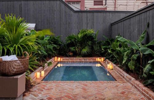 Touro House | 18 bedroom Garden District Mansion Shared Pool