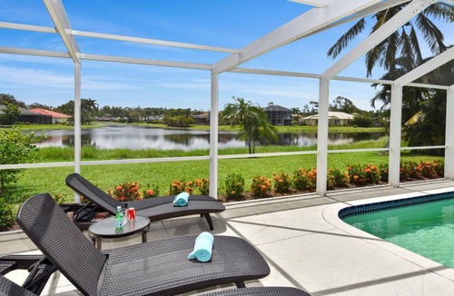 Crown Pointe House | 183 m² House ∙ 4 bedrooms ∙ 8 guests