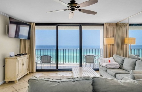 Gulfview Heights Condo | 186 m² Condo ∙ 2 bedrooms ∙ 6 guests
