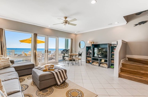 White Sands House | 186 m² House ∙ 3 bedrooms ∙ 12 guests