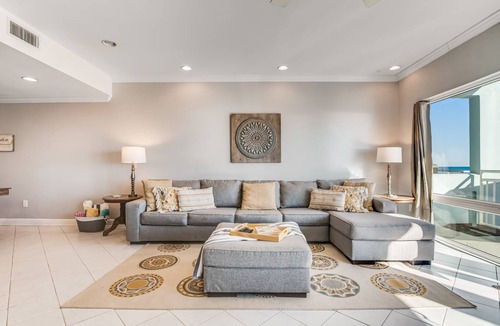 White Sands House | 186 m² House ∙ 3 bedrooms ∙ 12 guests