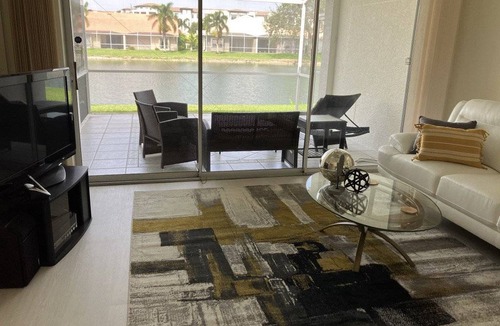 North Naples Villa | 186 m² Villa ∙ 2 bedrooms ∙ 4 guests