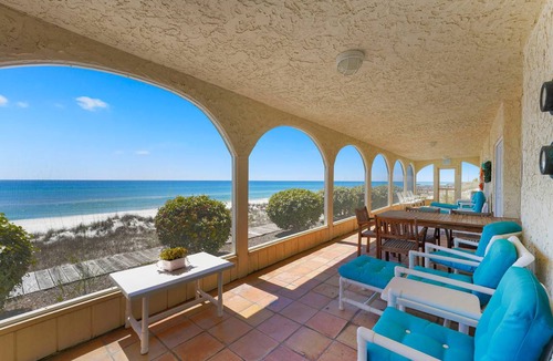 Four Mile Village House | 193 m² House ∙ 3 bedrooms ∙ 8 guests